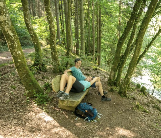 Idyllische rustplaats op de Stausee-Prümtal route, © Eifel Tourismus GmbH, D. Ketz Idyllische rustplaats op de Stausee-Prümtal route, © Eifel Tourismus GmbH, D. Ketz