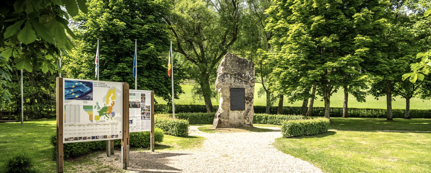 Das Europadenkmal am Dreiländereck Ouren, © Eifel Tourismus GmbH, Dominik Ketz Das Europadenkmal am Dreiländereck Ouren, © Eifel Tourismus GmbH, Dominik Ketz