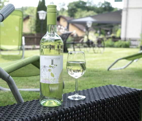 Garten-Wein-Zeit Garten-Wein-Zeit