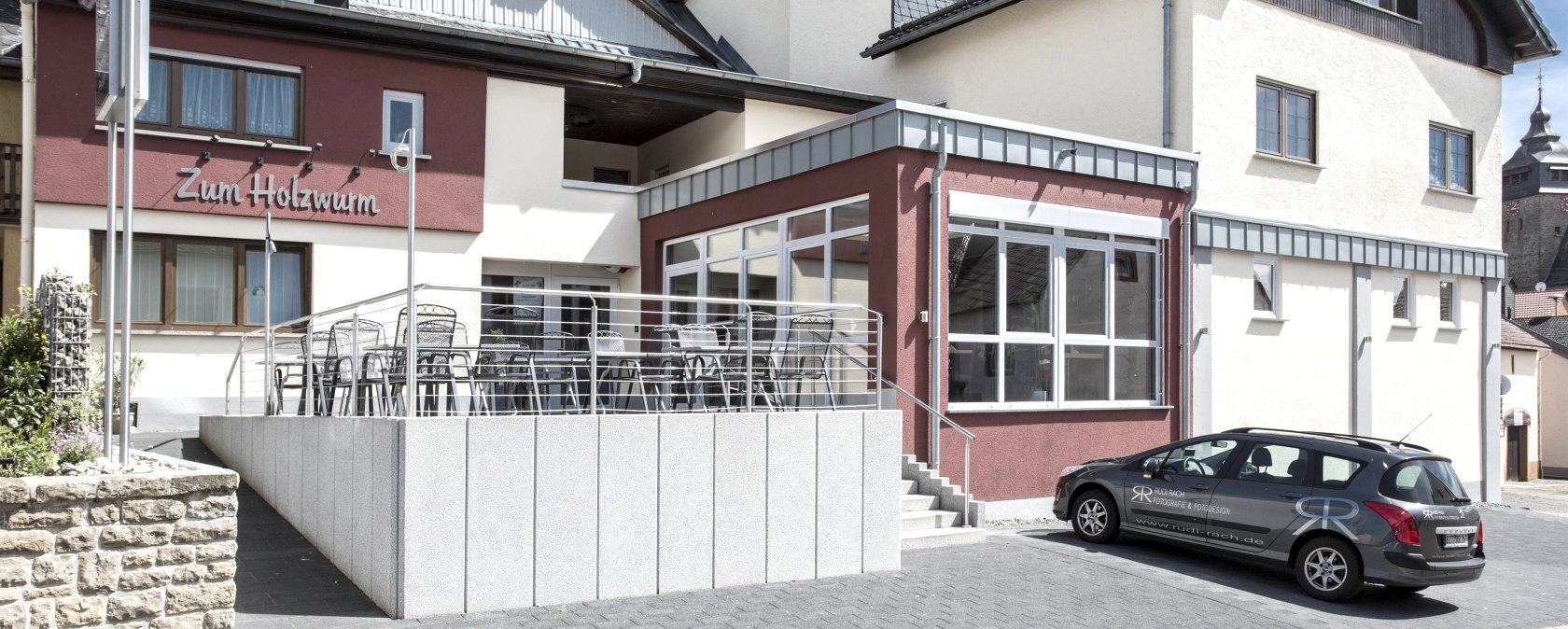 Gasthaus Zum Holzwurm in Gransdorf, © Birgit Näckel Gasthaus Zum Holzwurm in Gransdorf, © Birgit Näckel