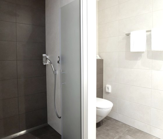 Komfort-Doppelzimmer mit Balkon Komfort-Doppelzimmer mit Balkon