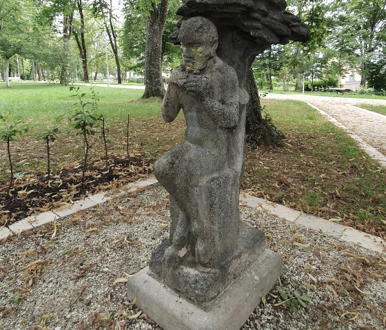 Figur im Maximiner Wäldchen, © TI Bitburger Land_S.Wagner Figur im Maximiner Wäldchen, © TI Bitburger Land_S.Wagner