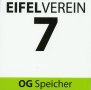Wegmarkierung des Eifelvereins mit der Nummer 7 und der Ortsgruppe Speicher auf weißem Hintergrund mit grünem Streifen., © Eifelverein OG Speicher Wegmarkierung des Eifelvereins mit der Nummer 7 und der Ortsgruppe Speicher auf weißem Hintergrund mit grünem Streifen., © Eifelverein OG Speicher
