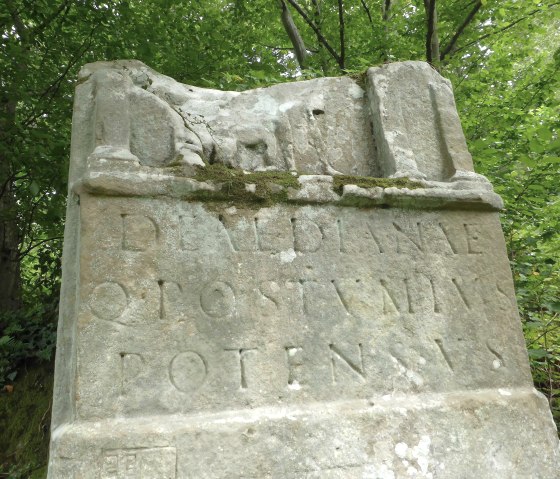 Weiheinschrift an die r&ouml;mische Jagdg&ouml;ttin, &copy; Elke Wagner