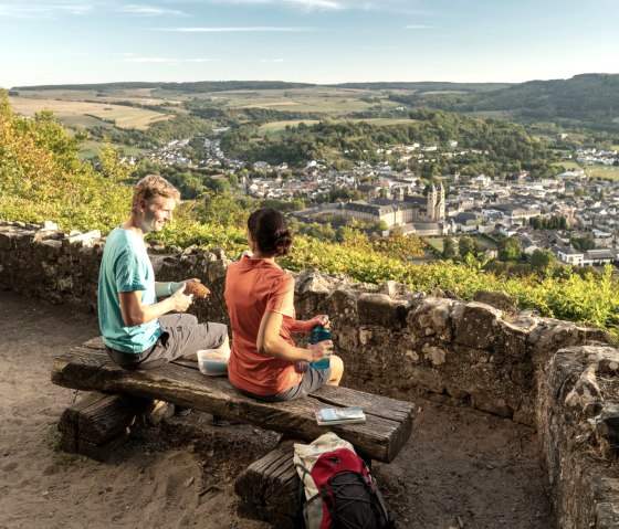 Blick von der Liboriuskapelle am Felsenweg 1 auf Echternach, © Eifel Tourismus GmbH, D. Ketz