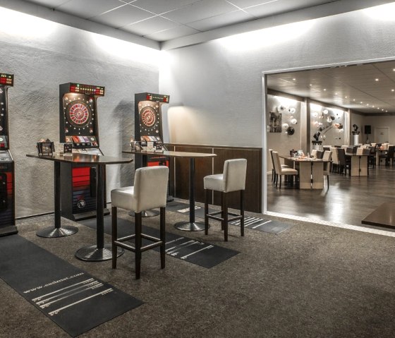 Darts im Bowling Center Bitburg, &copy; Markus Schwinnen