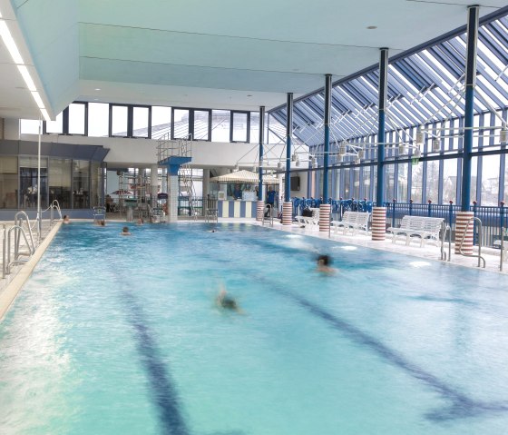 Schwimmbecken, &copy; Cascade