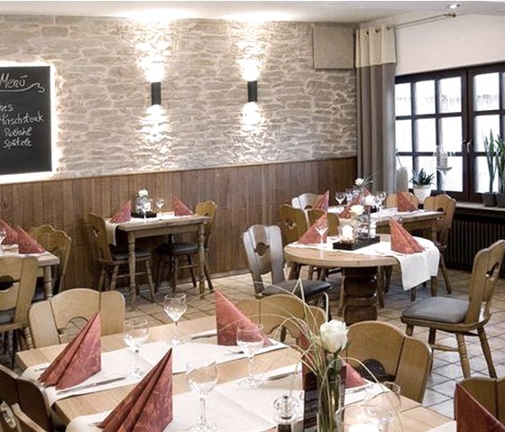 Restaurant Im Goldenen Grund in K&ouml;rperich, &copy; Felsenland S&uuml;deifel Tourismus GmbH