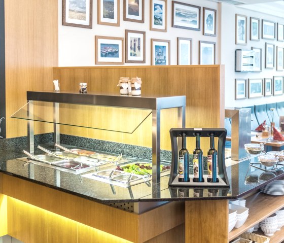 Bar &agrave; salades, &copy; Felsenland S&uuml;deifel Tourismus GmbH