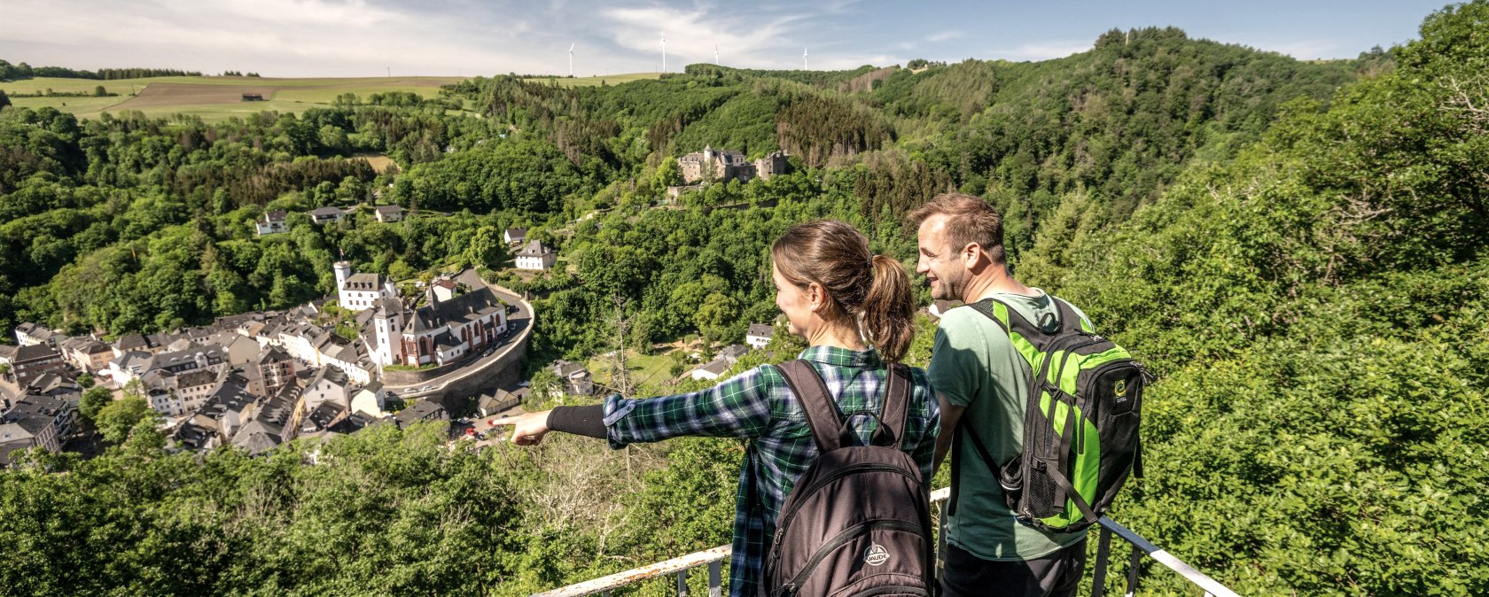 Blick von der großen Kanzel auf Neuerburg, © Eifel Tourismus GmbH, D. Ketz