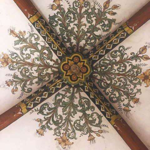 Innenansicht Eligiuskapelle, &copy; Felsenland S&uuml;deifel Tourismus GmbH / Anna Carina Krebs