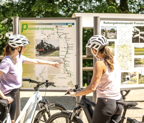 e-bike-ladestation Pronsfeld Picknickplatz, &copy; Tourist-Information Pr&uuml;mer Land/Eifel Tourismus GmbH, D. Ketz