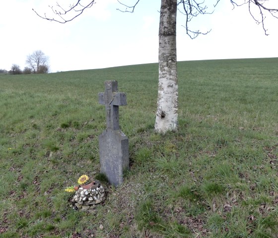 Croix de chemin sur l'Islek Pf&auml;dchen, &copy; Tourist-Information Islek