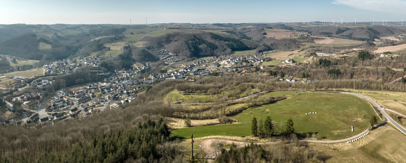 Le sentier du Devon traverse les collines de l'Eifel autour de Waxweiler., © Eifel Tourismus GmbH, D. Ketz