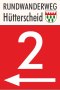 Panneau indicateur pour le circuit de randonn&eacute;e H&uuml;tterscheid avec le num&eacute;ro 2 et une fl&egrave;che vers la gauche sur fond rouge., &copy; VDM