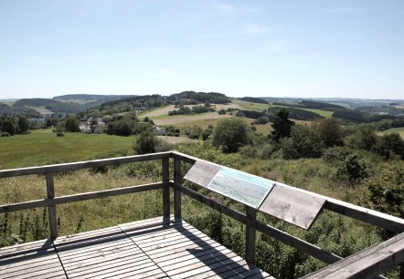 Blick &uuml;ber die H&ouml;henz&uuml;ge der Schneifel, &copy; Eifel Tourismus