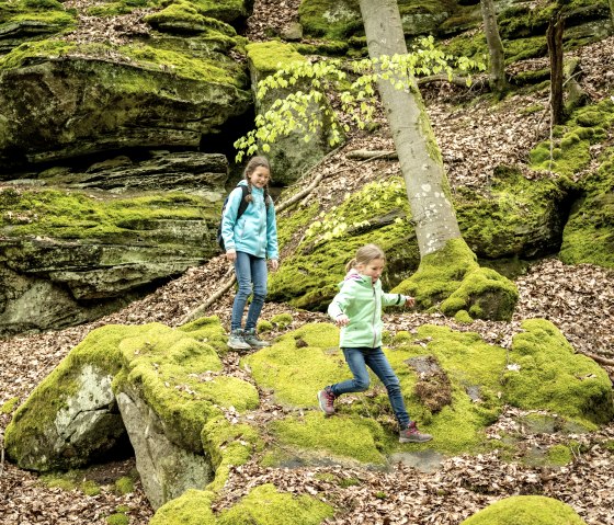 Veel plezier voor kinderen tijdens de Groene Hel luistertour, &copy; Eifel Tourismus GmbH, Dominik Ketz