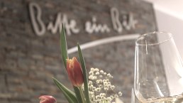 Bitte ein Bit - Eifelbr&auml;u, &copy; Christian Poss - Eifelbr&auml;u