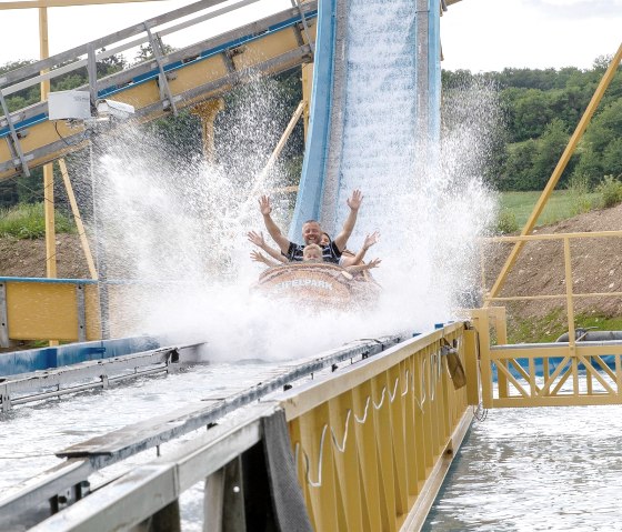 Eifelpark Wildwasserbahn Pirateninsel, &copy; Eifelpark Gondorf