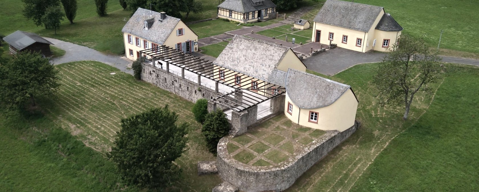 Villa Otrang Luftaufnahme, &copy; GDKE-Rheinisches Landesmuseum Trier, Thomas Z&uuml;hmer