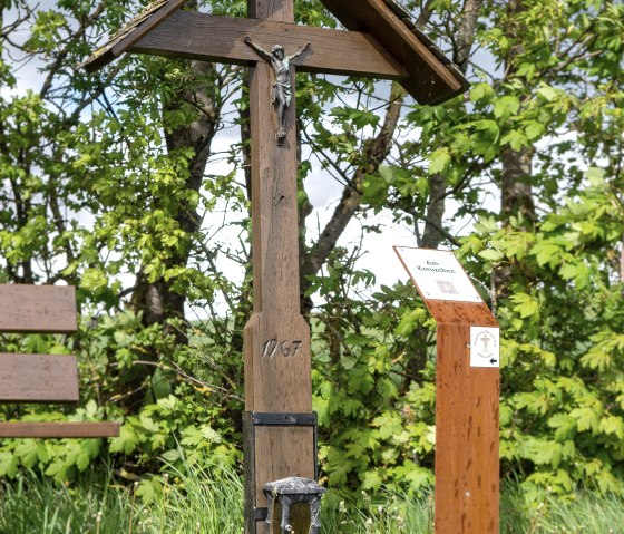 Bij het kruis, &copy; Volker Teuschler