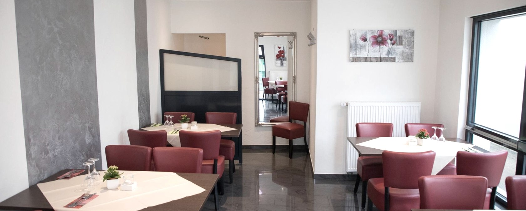 Int&eacute;rieur de la pizzeria Isola Bella &agrave; Irrel, &copy; Ristorante Pizzeria Isola Bella, Gerald Vision